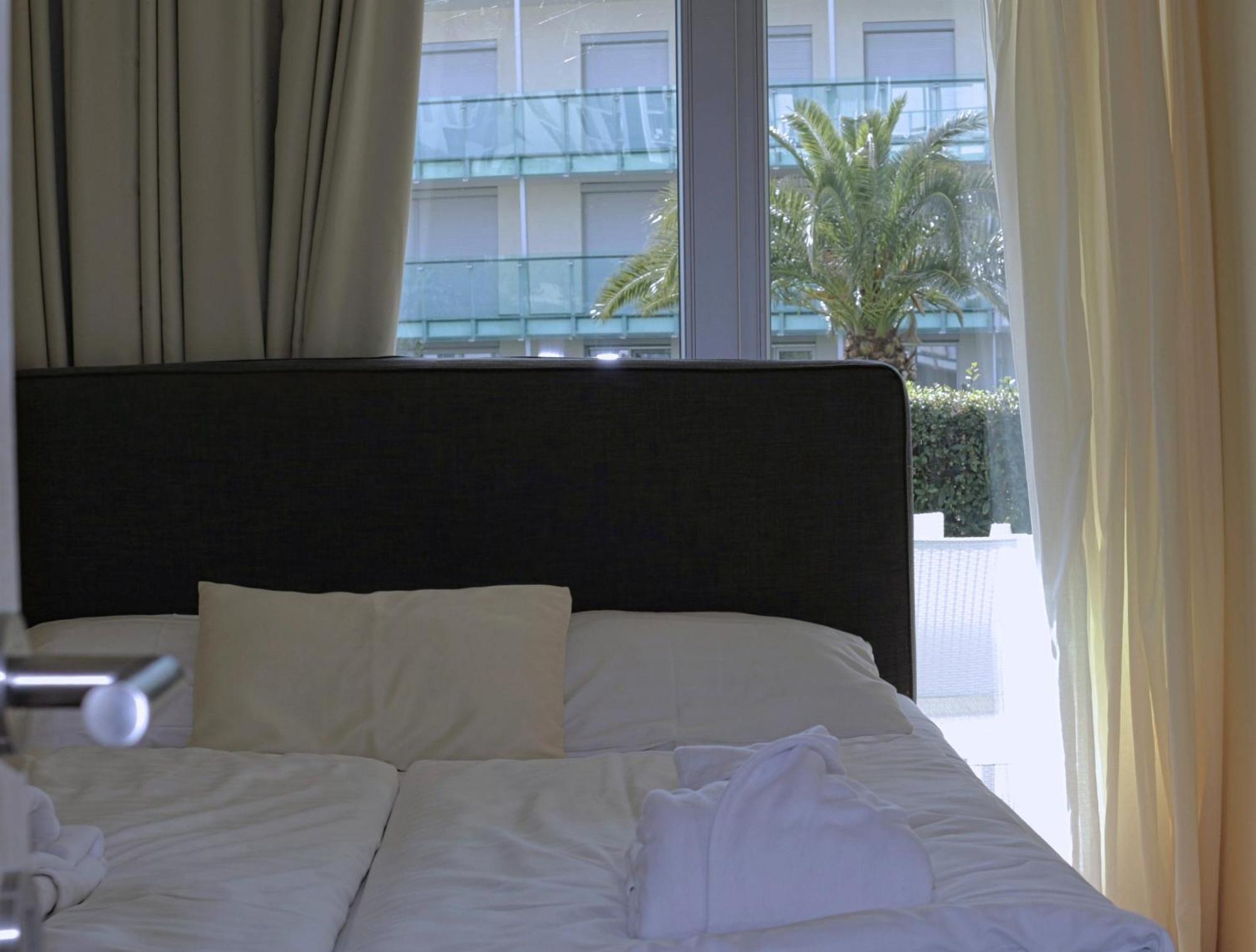Nikola Luxury Apartments Senia Petrcane Exterior photo