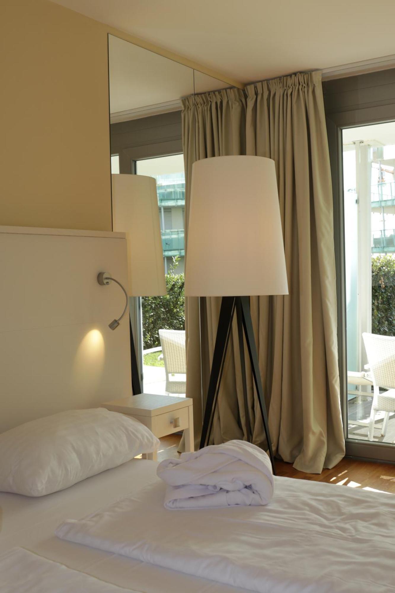 Nikola Luxury Apartments Senia Petrcane Exterior photo